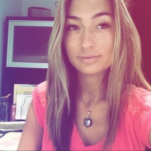 Meet your Posher, Anuhealani